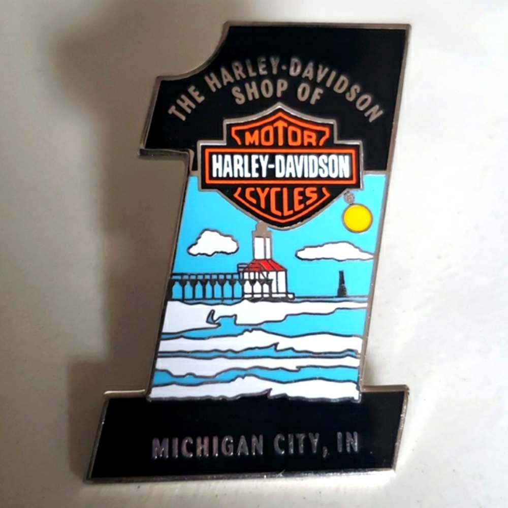 Vintage Harley Davidson pin